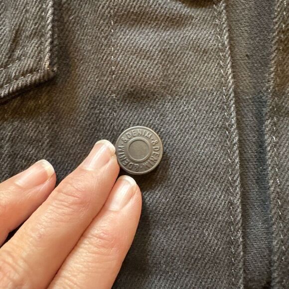 H&M Limited Edition POST MALONE Concert Tour JEAN JACKET Men Small Black NEW - Picture 6 of 8